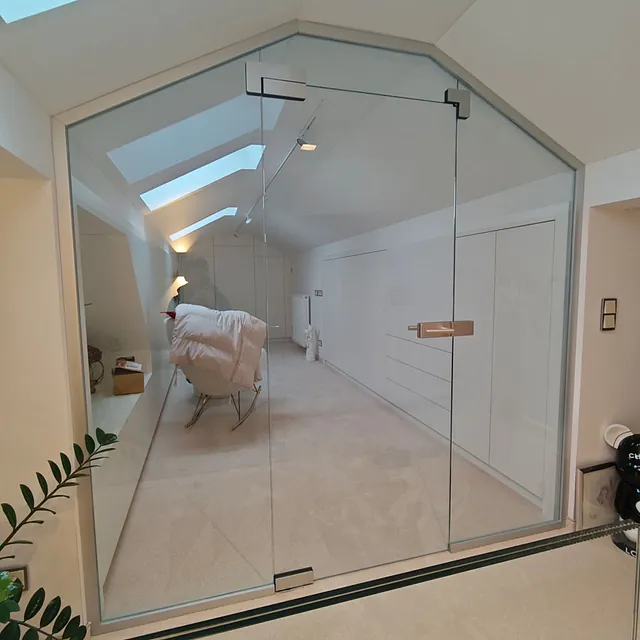 Galerie Glas im Innenbereich 10
