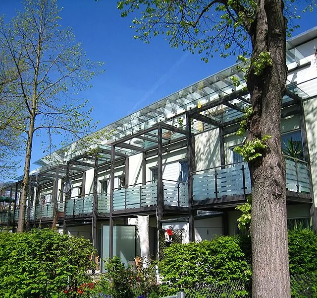 Galerie Balkonverglasung 02